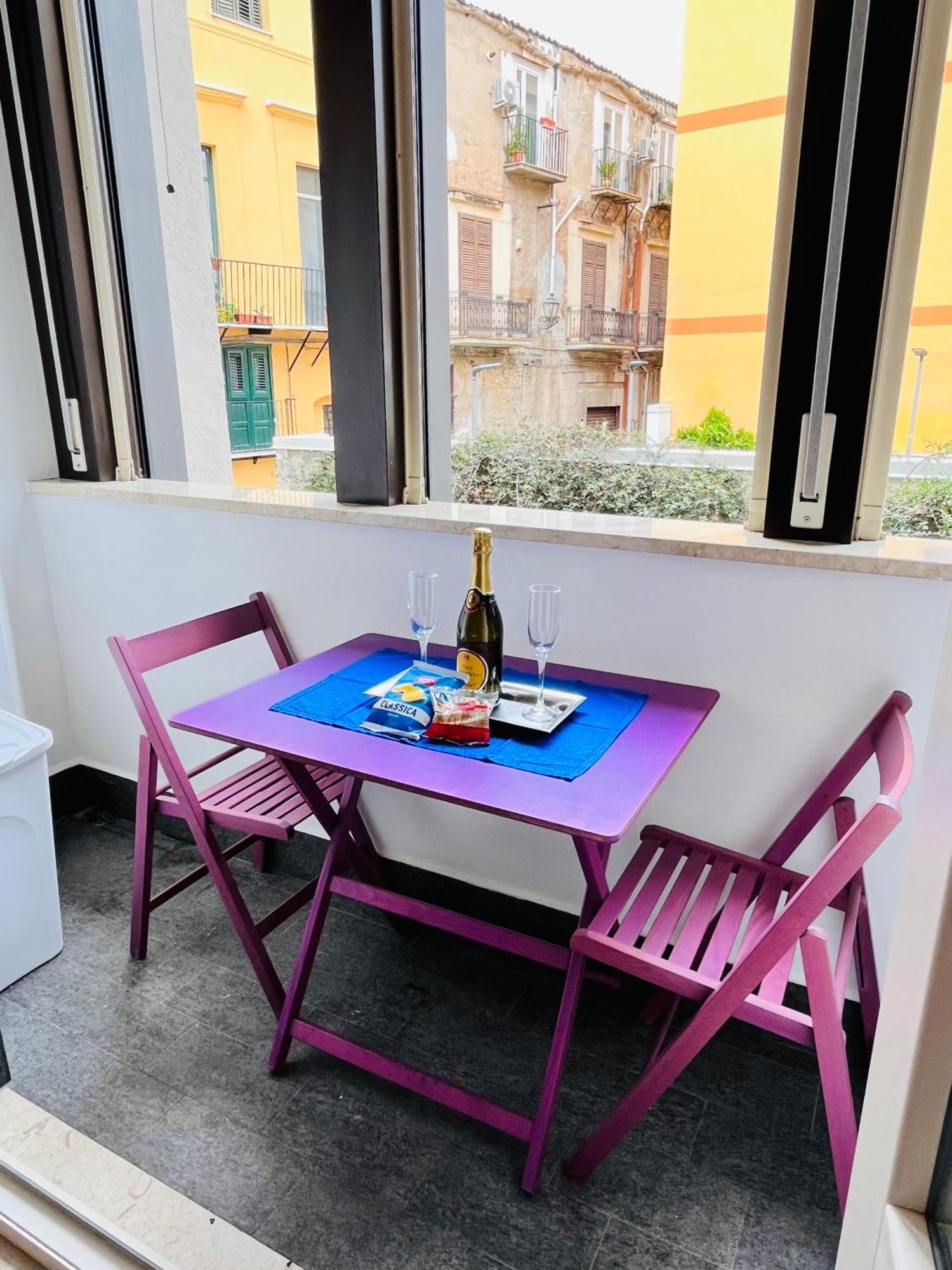 Michi House In Centro A Appartamento Palermo
